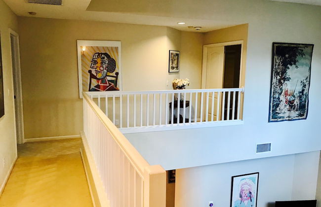 Private-Luxurious Mediterranean Villa - Photo 24