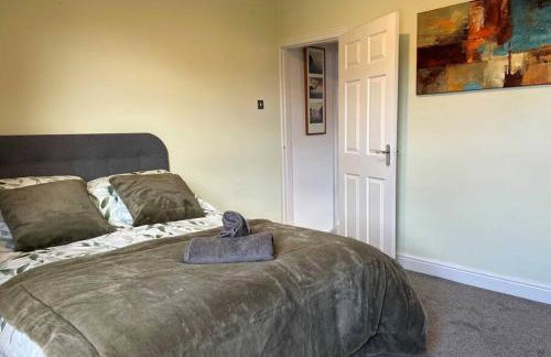 Spacious 2-Bedroom House In Stockton Heath With Free WiFi By Amazing Spaces Relocations Ltd - Foto 20