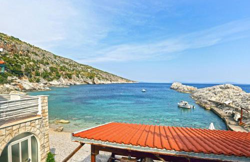 Apartments by the sea Cove Zarace, Hvar - 8778 - Photo 17