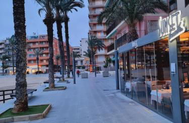 Evita Luxury Apartments - Near Playa Los Locos Beach with Pool - Foto 15