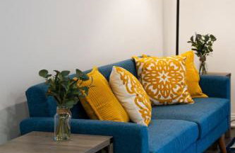 Sunrise Glow Spacious 2BR 2BA 2 King Beds Gym WFH - Foto 28