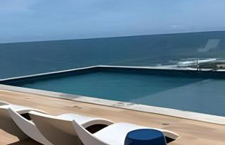 Apartamento com Vista Privilegiada para o Mar - Foto 1