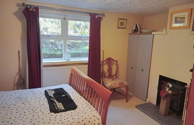 Llandovery - Cottage - Sleeps4 - Parking Secure Lock up for Bikes - Foto 3