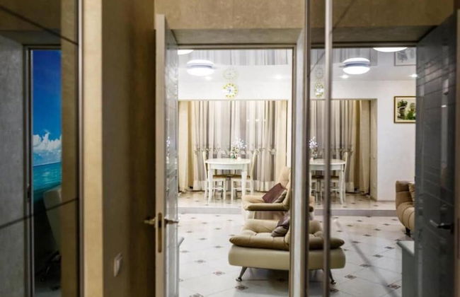 Apartment on Tsvetnoy Bulvar 44 Green Area 8 - Photo 4