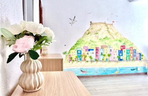 Lovely, new, bright 3 mins to beach apt 105 sq meters - Photo 1