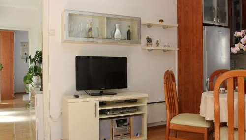 Holiday House Granny Mary - Two Bedroom Holiday Home ST - Foto 4