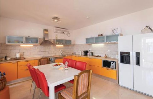 Stunning Home In Orebic With Wifi - Photo 19