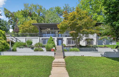 Lakefront Getaway with Private Dock & Scenic Views home - Foto 1