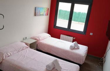 Villa Mediterránea con Cinco Dormitorios y Piscina - Foto 36