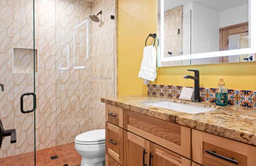 Spectacular condo with private golf privileges includes golf cart on Monterey Country Club !! - Foto 40