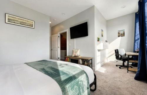 HostWise Stays - The Alpine - Family Friendly, Great Area, 3BR Home - Foto 15