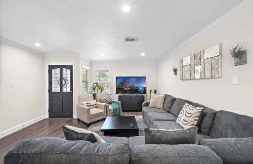 Pool Stay Near DT, Heights WiFi Games Yard BBQ - Foto 4