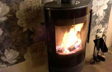 Spacious Ski Chalet In Traditional French Village, sleeps 8, Four Star with fibre broadband - Photo 69