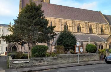 St Martin's View, 17 Easby Hall, 2 Bedroom, 2 bathroom with free private parking - Foto 6