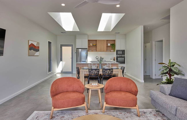 Luxury Elevated Three Bedroom Villa - Photo 12