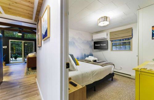 Evergreen Escape Hot Tub Firepit Resort Pool - Foto 27