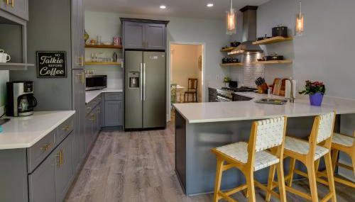 South Carolina Retreat with Fireplace and Lake Access! - Foto 3