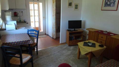 Holiday Home Kleines Ferienhaus mit Garten und Grill in Garitz by Interhome - Foto 3