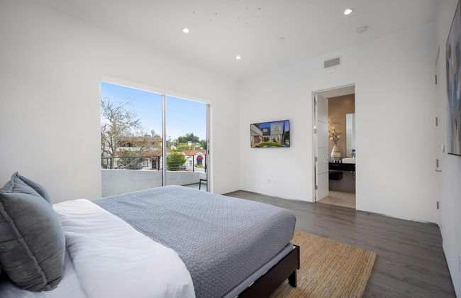 Alfred Villa - Photo 2