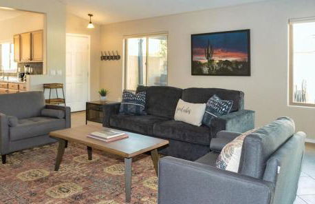 Boho Chic Arizona Villa w Pool & Mini Golf - Foto 20