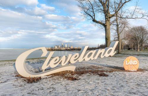 6 Mi to Downtown Cleveland Lakeview Condo! - Foto 1