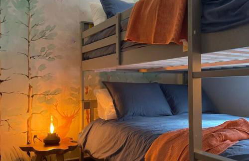 Luxe Lake Harmony Home, Game Room, Firepit, Deck - Foto 9