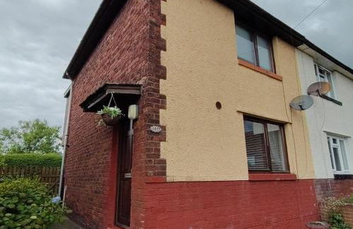 Adrian House, near Hospital, easy parking + garden - Foto 35