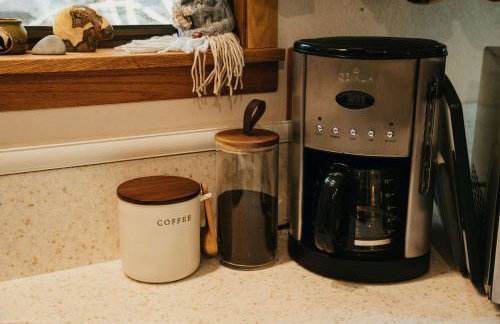 Chase's River Cabin - Hot-tub Firepit & Fireplace - Foto 9