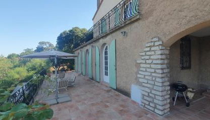 Apartment with sea/city views, near downtown Sète - Photo 3