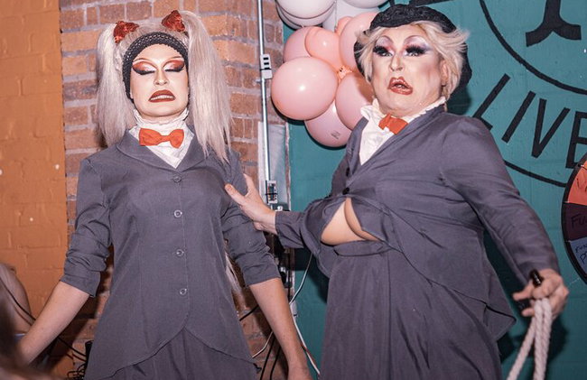 FunnyBoyz Liverpool - Drag Shows, Ehrungen, Brunches & Kneipentouren - Foto 7