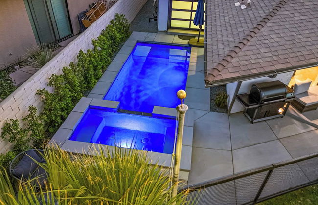 Golf Course-front Views, Pool+hot Tub, Patio Modern Edgy House by Avantstay - Foto 31