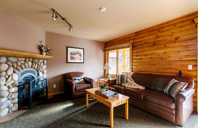 Miette Mountain Cabins - Photo 19