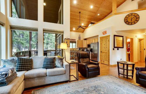 Hot Tub and Game Room Ronald Retreat 2 Mi to Lake! - Foto 7