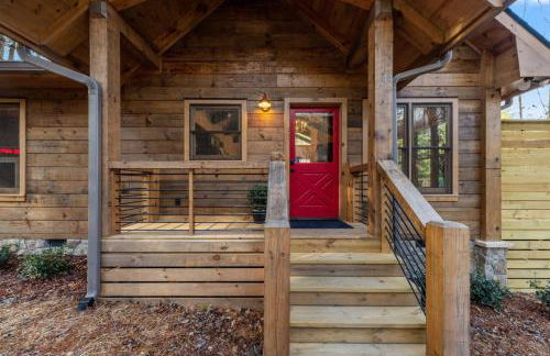 Family fun, romantic Hot Tub, Firepit, King Bed 15 min from Blue Ridge & Ellijay - Foto 12