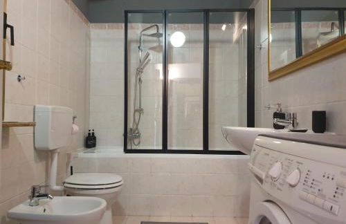 Nel Cuore Pulsante della Città! - Photo 17