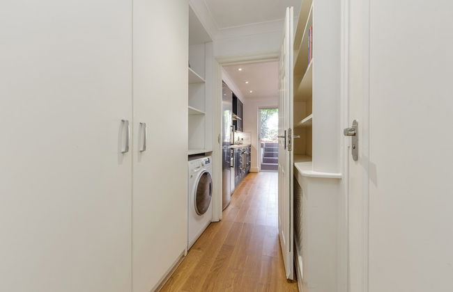 Charming Hampstead Retreat with Patio - Foto 23