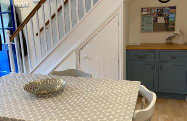 Beer Bakery Cottages - Charming Cottage Retreat - 2 mins from Beach with Car Parking space - Foto 20
