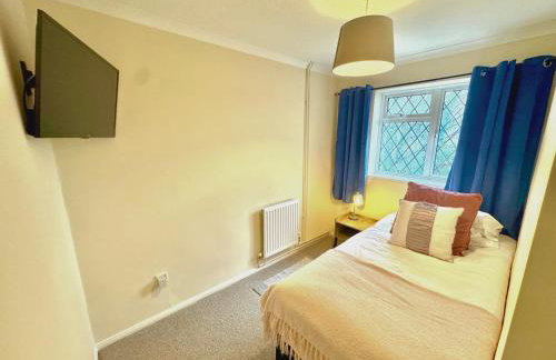 Homely 2 bedroom house, parking - Foto 2