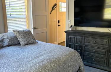 Harbor Bend House - River View in the Center of Town - Foto 10