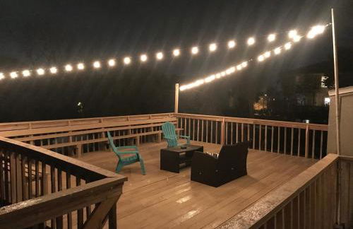 Seas the Day - 4 blocks to the beach, restaurant, and bar district - great deck and outdoor space!! - Foto 3