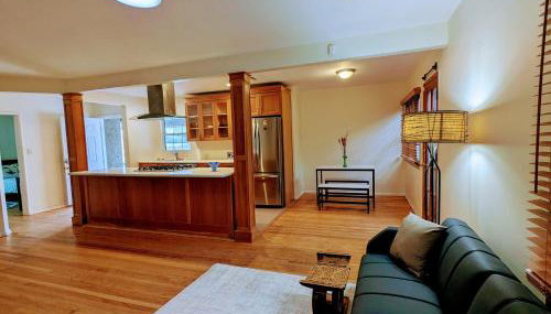 Entire House,Convinient location in Los Angeles , near Universal, Hollywood, Pets Friendly, Free WIFI - Foto 3