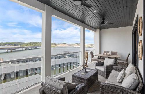 Amazing Top Floor Condo at Topsider Resort Community - Photo 44