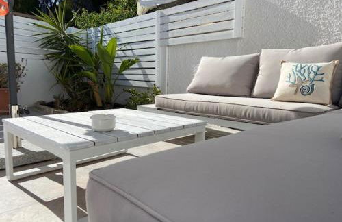 MORAIRA, PRECIOSO ADOSADO al LADO DEL MAR - Foto 32