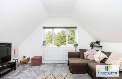 THE HIDE OUT by BOURNECOAST - A Stylishly Furnished Apartment with Parking - FM8444 - Foto 7