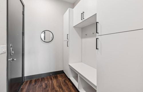 Travel Nurse Favorite - 30 plus Day Friendly - Foto 7