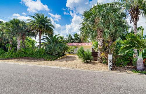 Private Oasis with Pool Walk to Melbourne Beach! - Foto 32