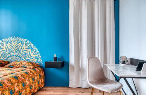 Superbe 2 pièces avec Jacuzzi privatif face Gare Proche Cathédrale - Foto 5