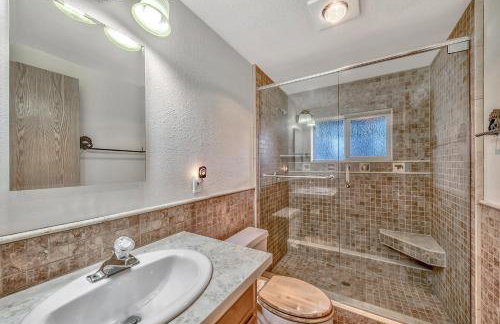 Black Bear Villa - large 4 BR 4 BA hot tub game room - Foto 18