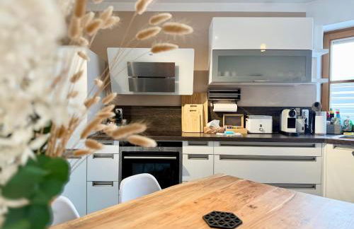 Zentrales City Apartment, Penzberg, 2 Schlafzimmer, Balkon, Parkplatz - Foto 11