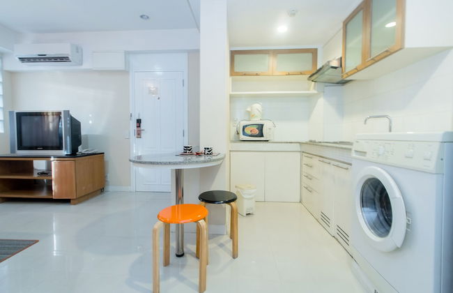 Silom convent garden - Photo 44